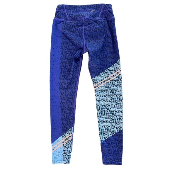 Athleta 7/8 Camo Sonar Leggings, Size XS - Picture 6 of 10